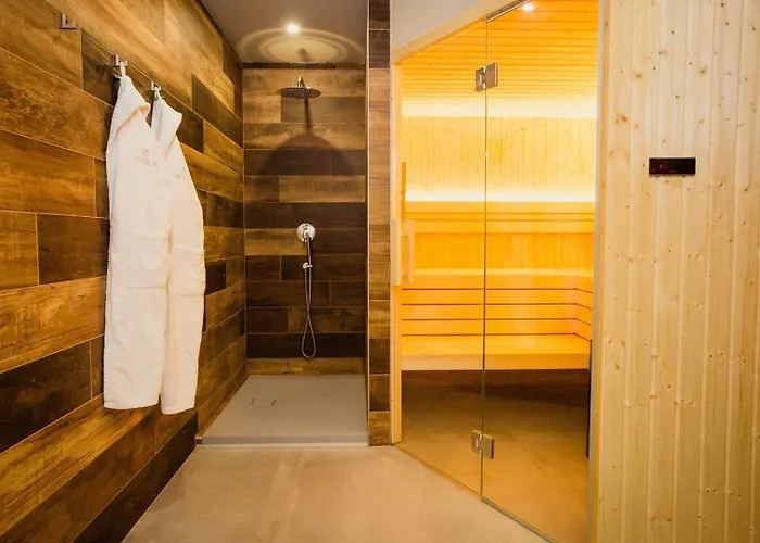 Luxury Pearl 1 With Infinity Pool Villa