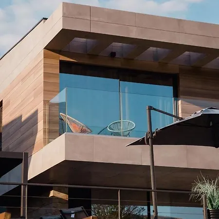 Vilă Luxury Pearl 1 With Infinity Pool