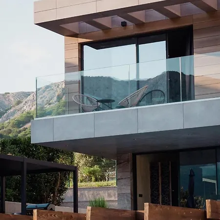 Vilă Luxury Pearl 1 With Infinity Pool