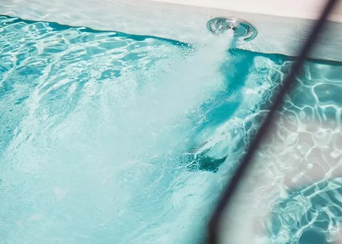 Luxury Pearl 1 With Infinity Pool * バスカ