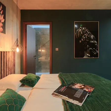 Luxury Pearl 1 With Infinity Pool Willa Baška