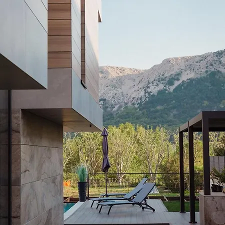 Luxury Pearl 1 With Infinity Pool